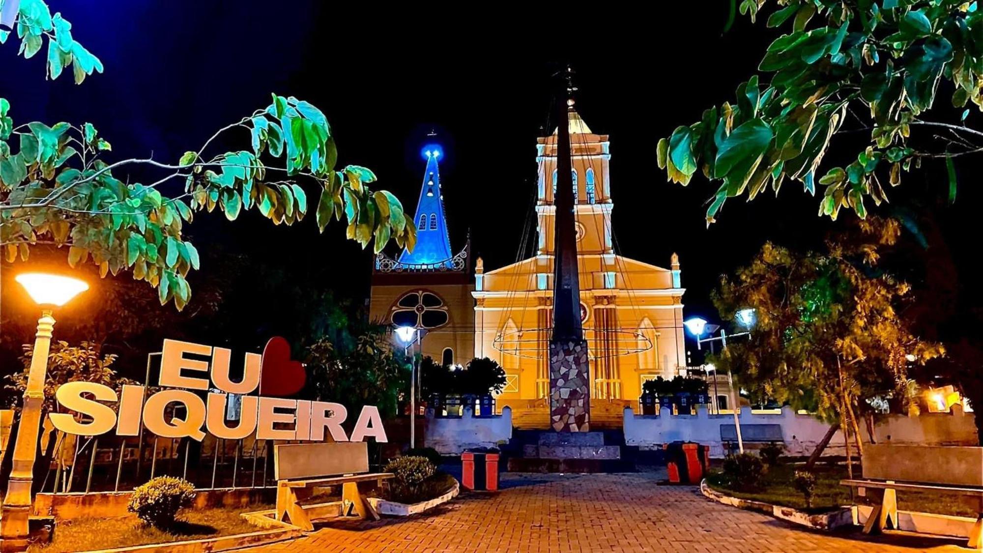 Queiroz Palace Hotel Siqueira Campos Exterior photo